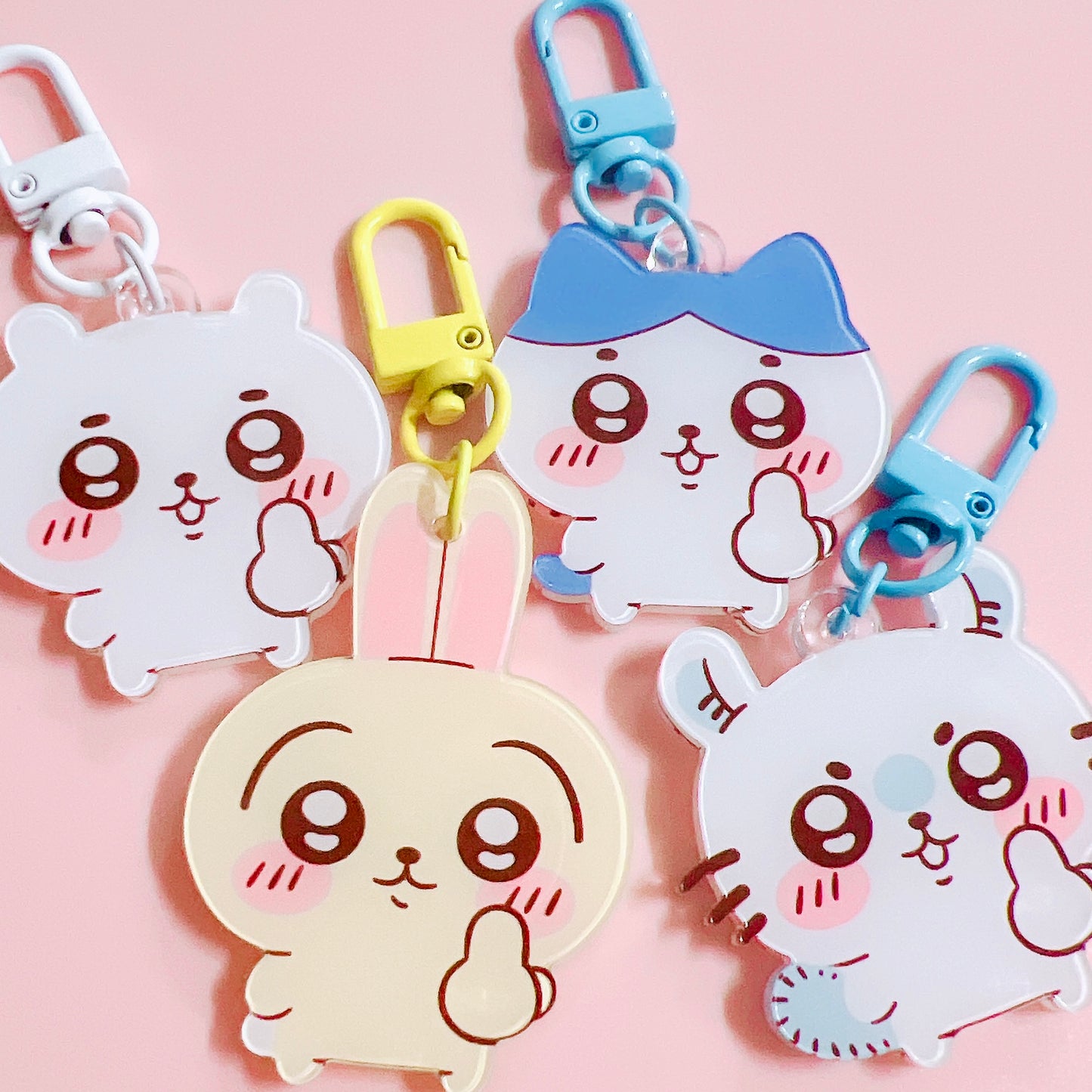 Chiikawa Scrunkly Middle Finger Charms